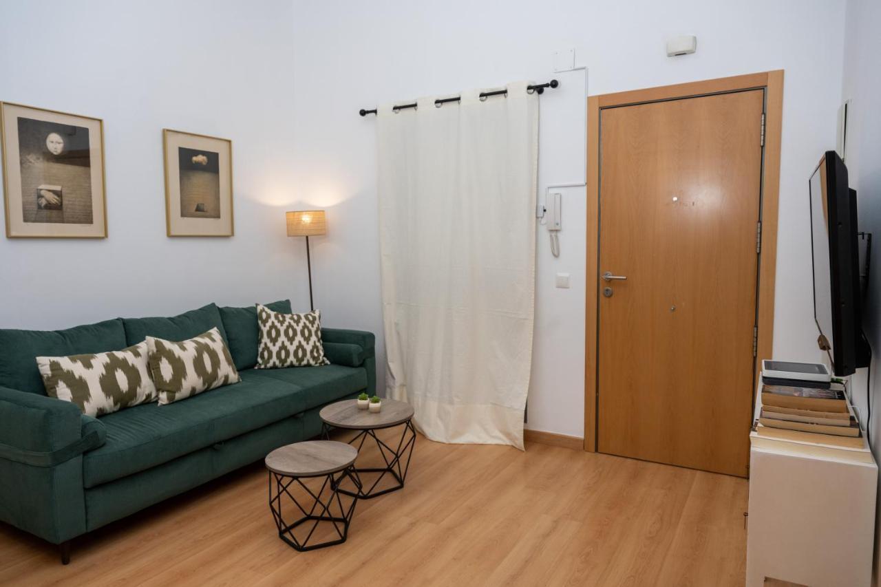 Victoria I & Old Town By Ele Apartments Malaga Exterior photo