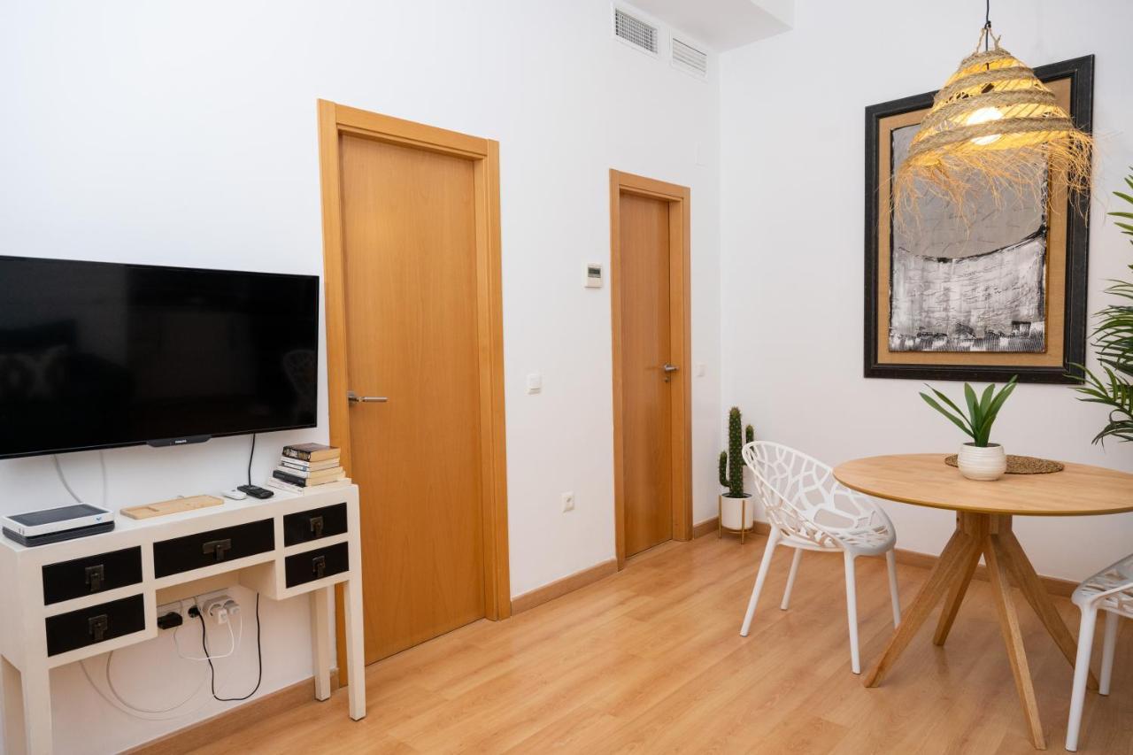 Victoria I & Old Town By Ele Apartments Malaga Exterior photo